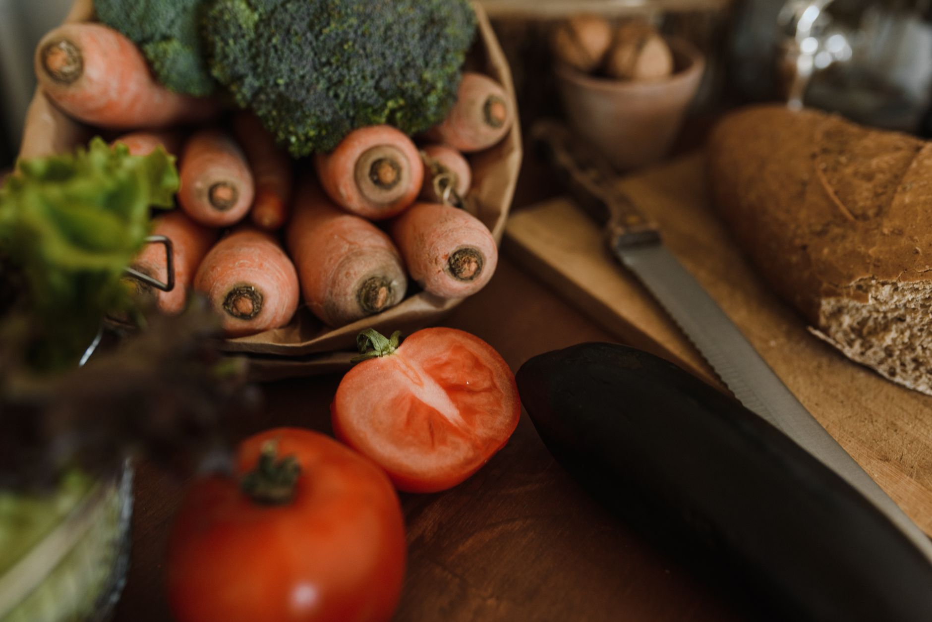 The Fiber Gap: The Longevity Nutrient Almost Everyone Under-eats